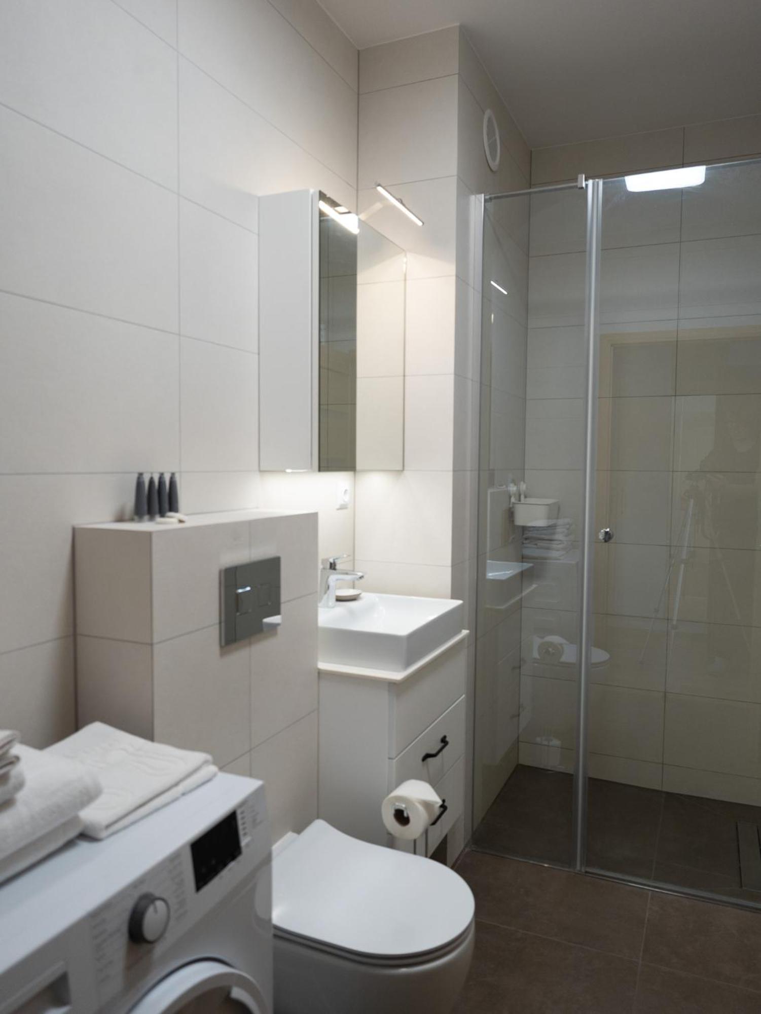 Brzeska 22 Apartment Lodź Bagian luar foto